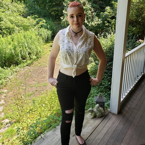 Meet your Posher, Lindsey - Picture 8 of 16